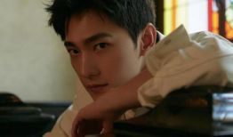 最新吃瓜爆料杨洋,神秘女友身份引网友热议